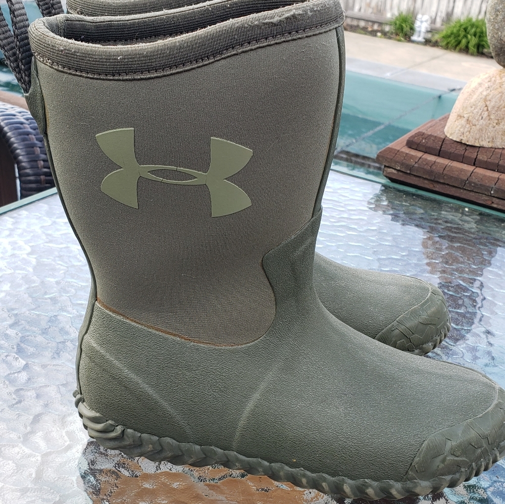 Size 5 youth boots